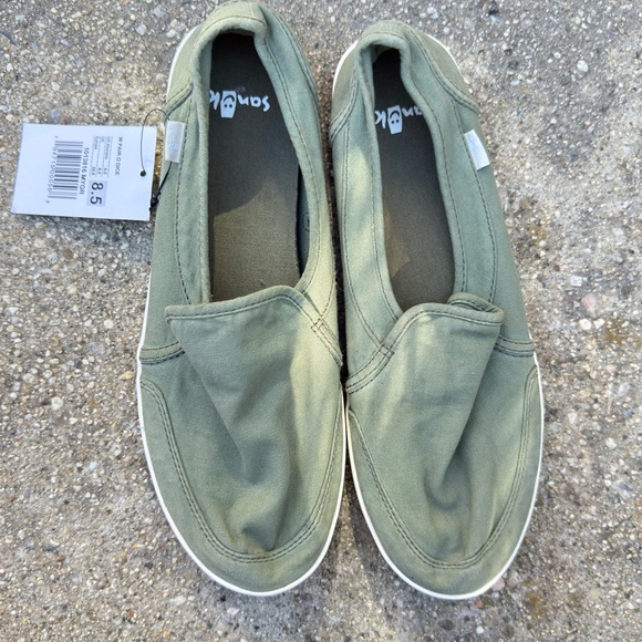 Sanuk NWT Women's Pair O Dice Slip-On Sneaker – Military Green | size 8.5 - Picture 2 of 8